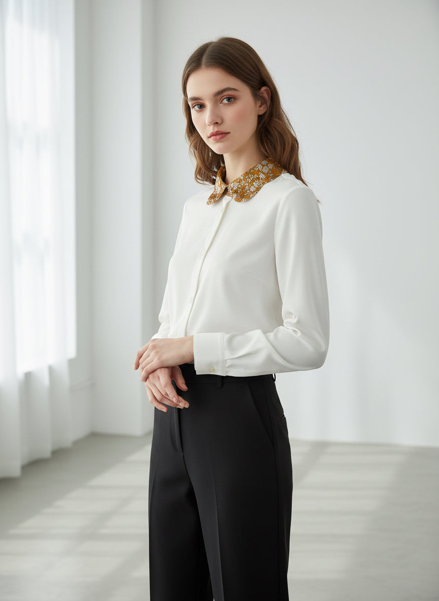 CAMICIA CON DETTAGLI IN LIBERTY