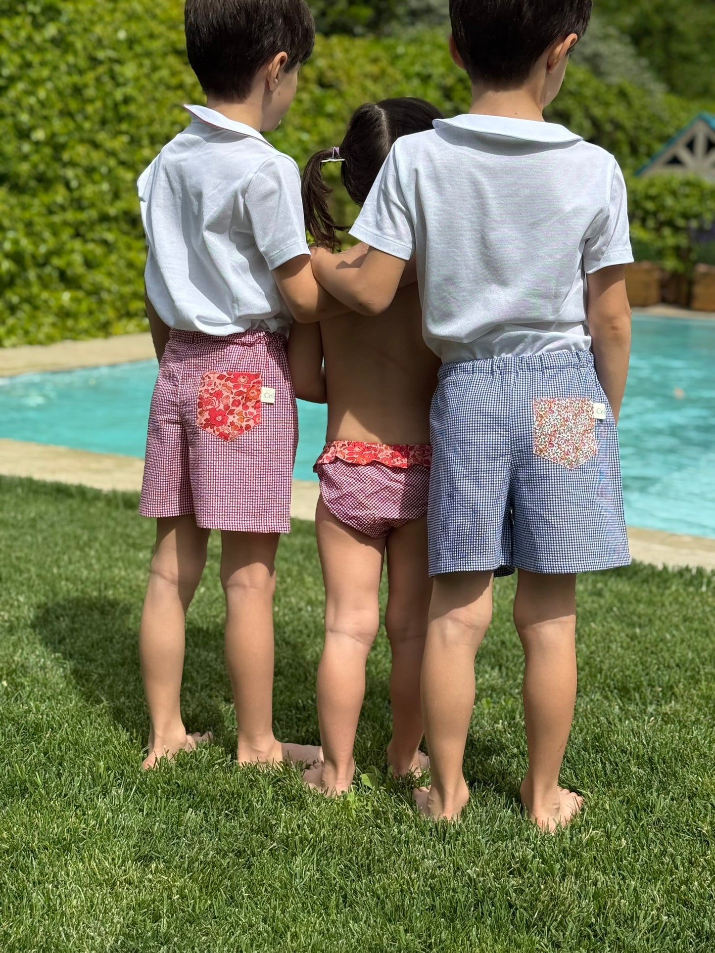 COSTUME DA BAMBINO VICHY CON TASCA IN LIBERTY